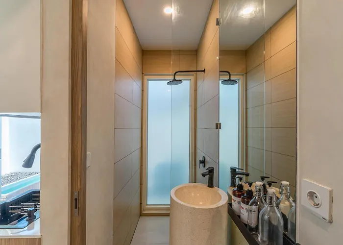 Bingin Unit 13 - Sleek 1br Retreat With Plunge Pool In Bingin! 别墅 乌鲁瓦图